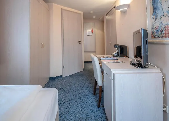 Staeffele Hotel apartamentowy 3*